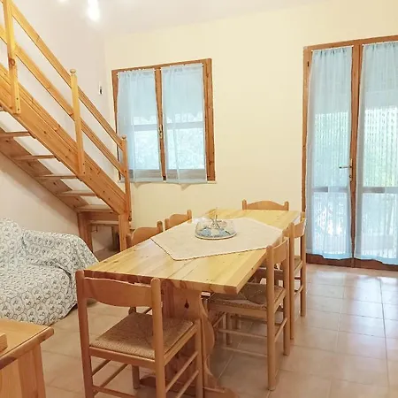 Hébergement de vacances House Gennemari Torre delle Stelle