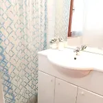 بيت للعطل House Gennemari *